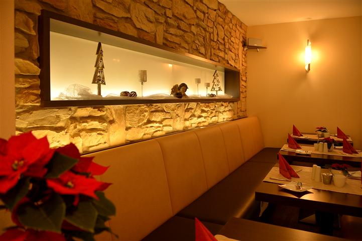Dining room in the Vichter Landhaus Hotel