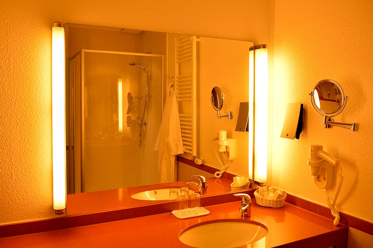 Badezimmer in den Hotelzimmern des Vichter Landhauses