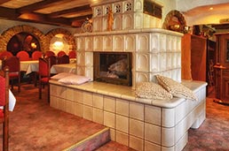 gemütliche Atmosphäre mit Kamin im Vichter Landhaus